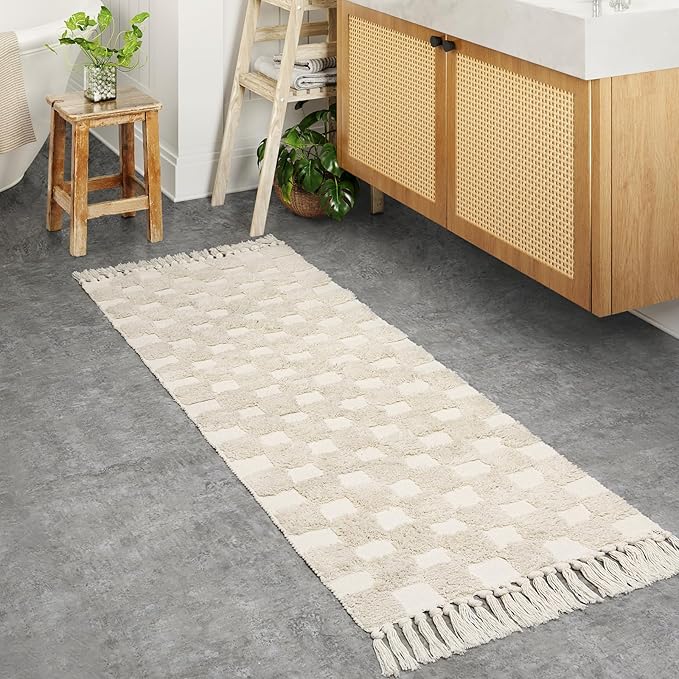Boho Checkerboard Tufted Rug – Handmade Cotton Rug with Tasseled Edges