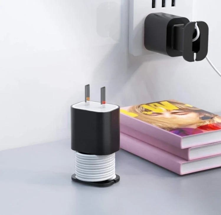 (🎄Christmas Big Sale -50% OFF)2 In 1 Silicone Charger Protector