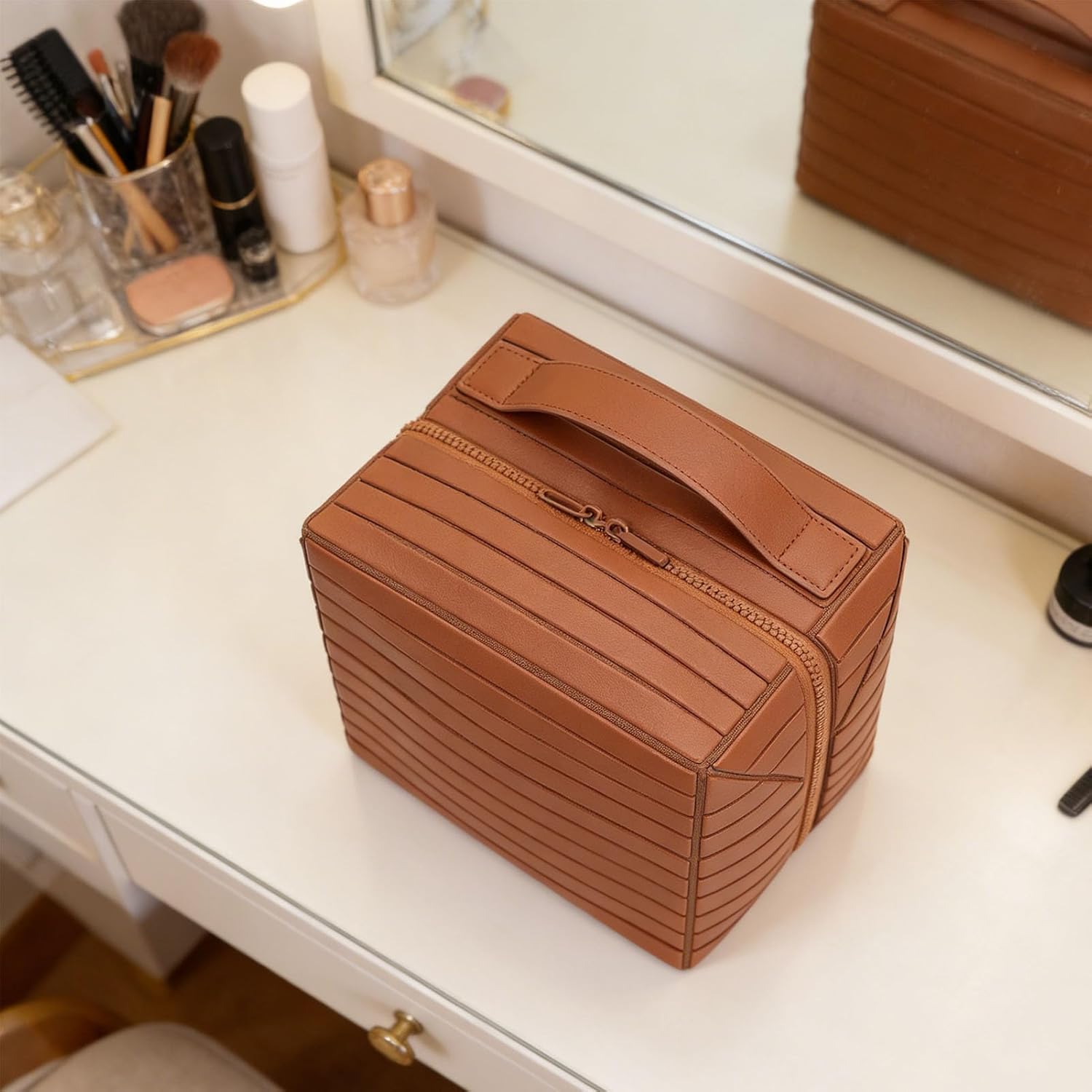 ✈️ Travel Makeup Bag – Large Capacity & Foldable