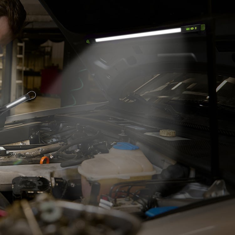 13W LED Rechargeable Under-Bonnet Light