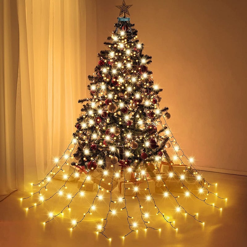 Cascading Twinkle Lights for Christmas Tree